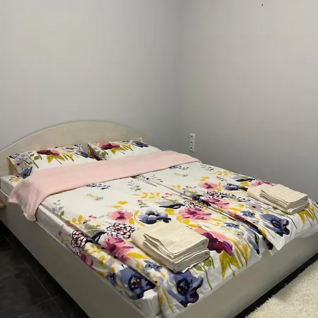 Apartment Sea Salt Suite- *
